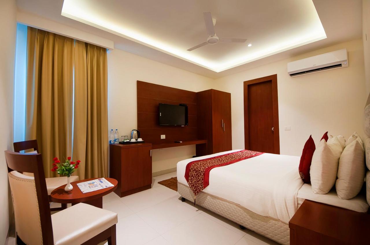 Hotel Z Suite-Near Delhi Airport New Delhi Luaran gambar