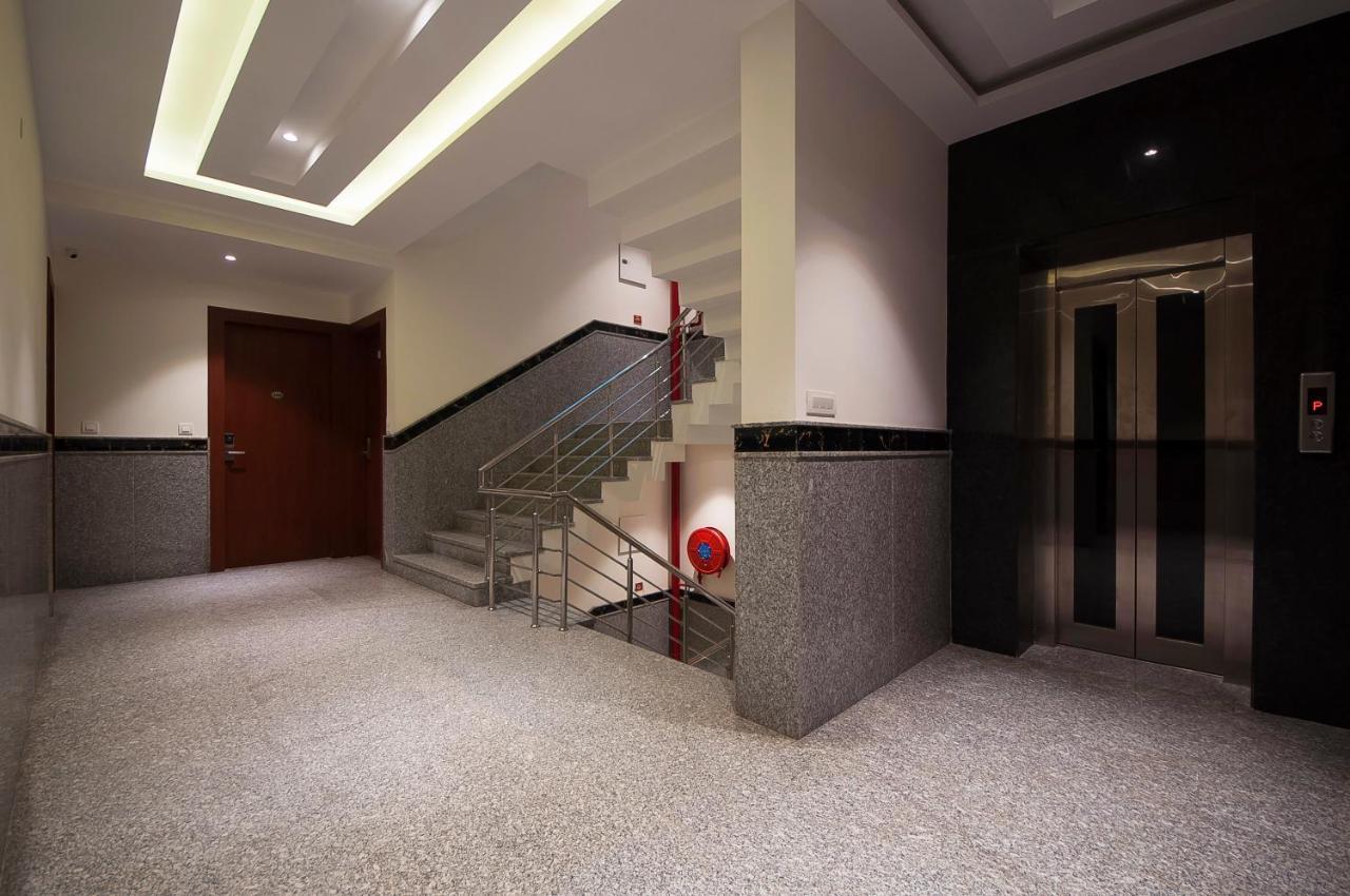 Hotel Z Suite-Near Delhi Airport New Delhi Luaran gambar