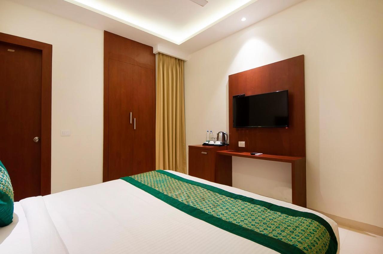 Hotel Z Suite-Near Delhi Airport New Delhi Luaran gambar