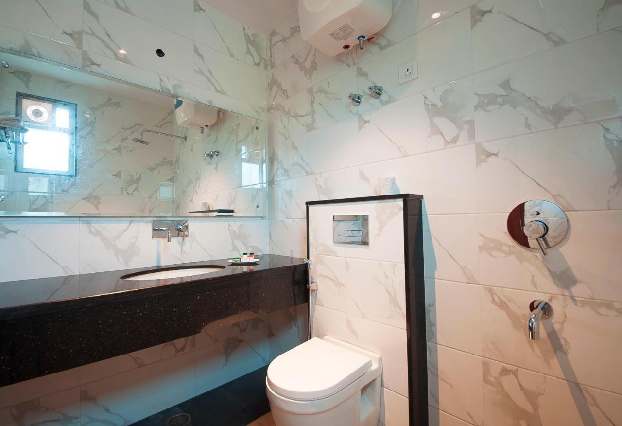 Hotel Z Suite-Near Delhi Airport New Delhi Luaran gambar